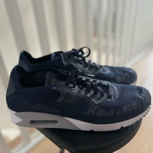 Nike Air Max Ultra 2.0 Flyknit, Navy, Men’s size 12.5, New